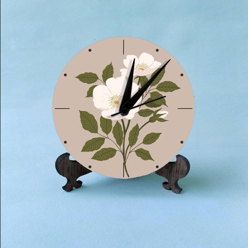 Charming White Table Clock