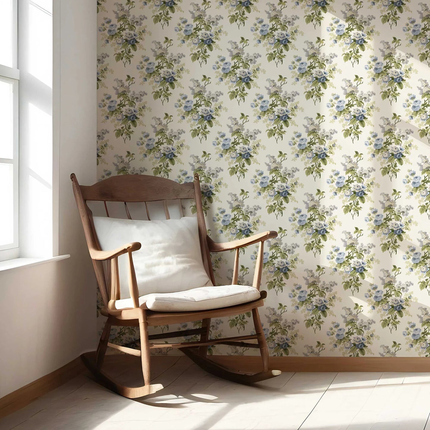 Chatsworth Charm Wallpaper - Blue Manor Bloom
