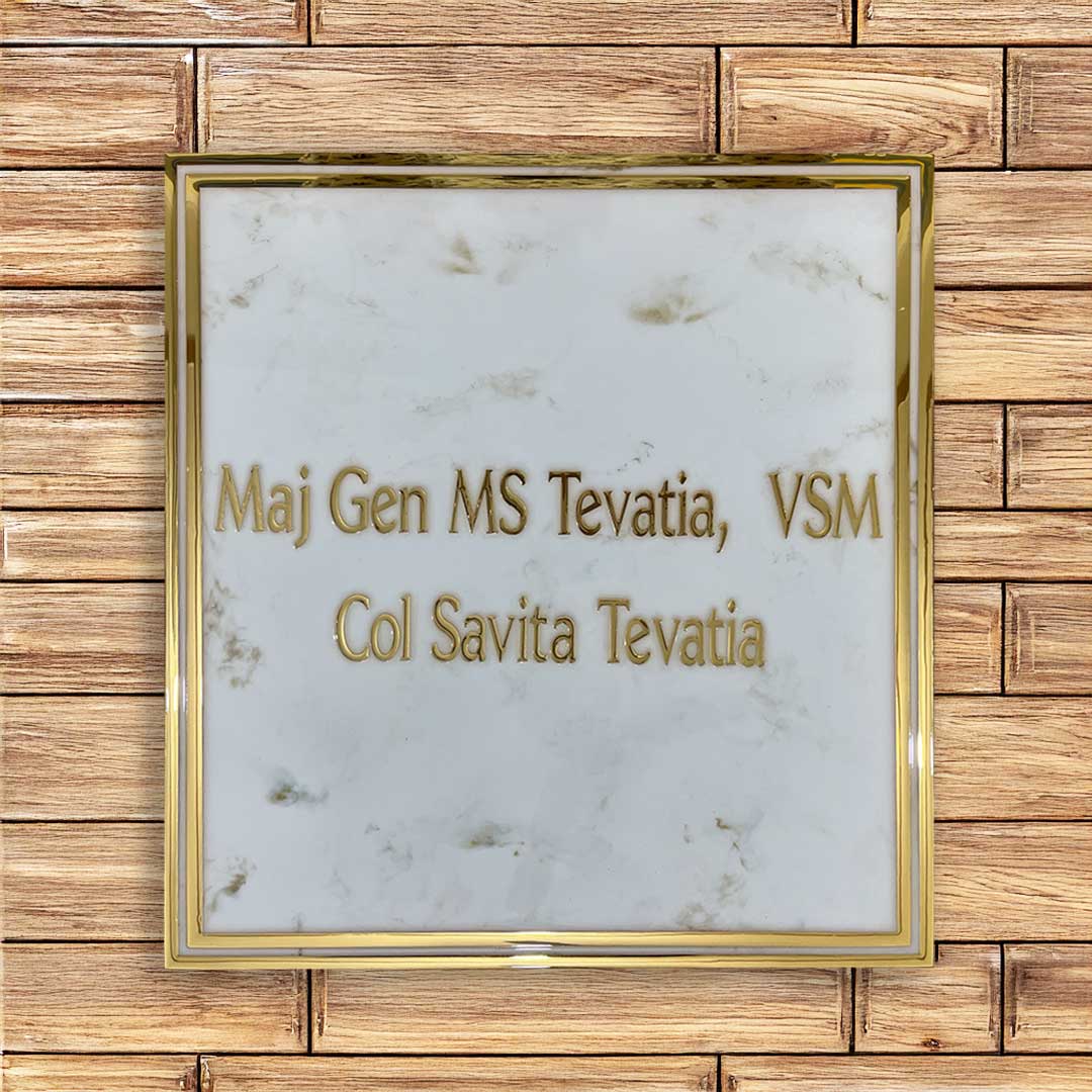 Tevatia - Marble White and Gold Resin Nameplate