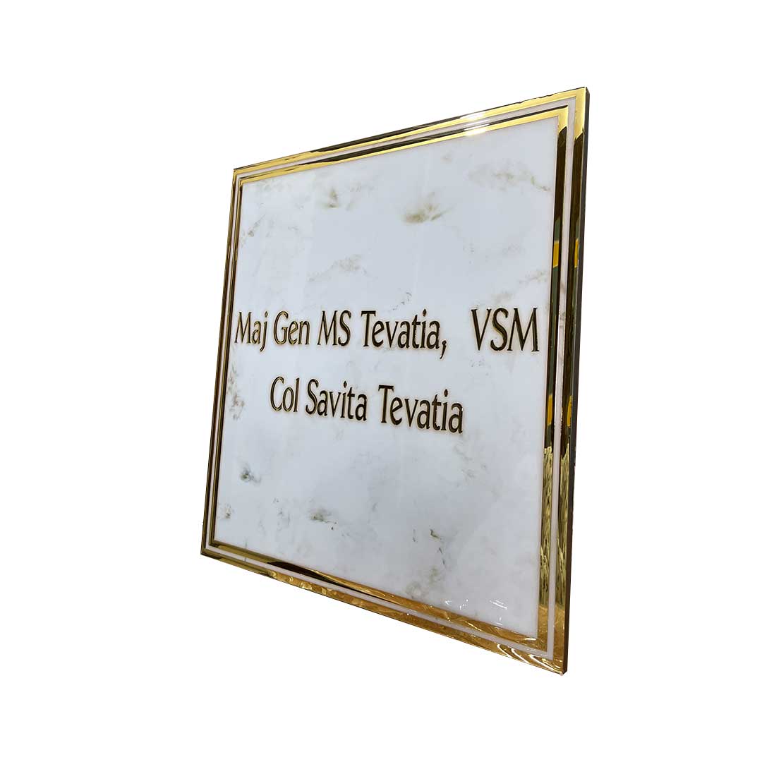 Tevatia - Marble White and Gold Resin Nameplate