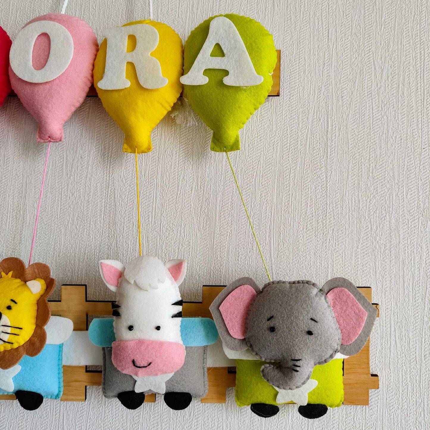Tiny Travelers Name Hanging