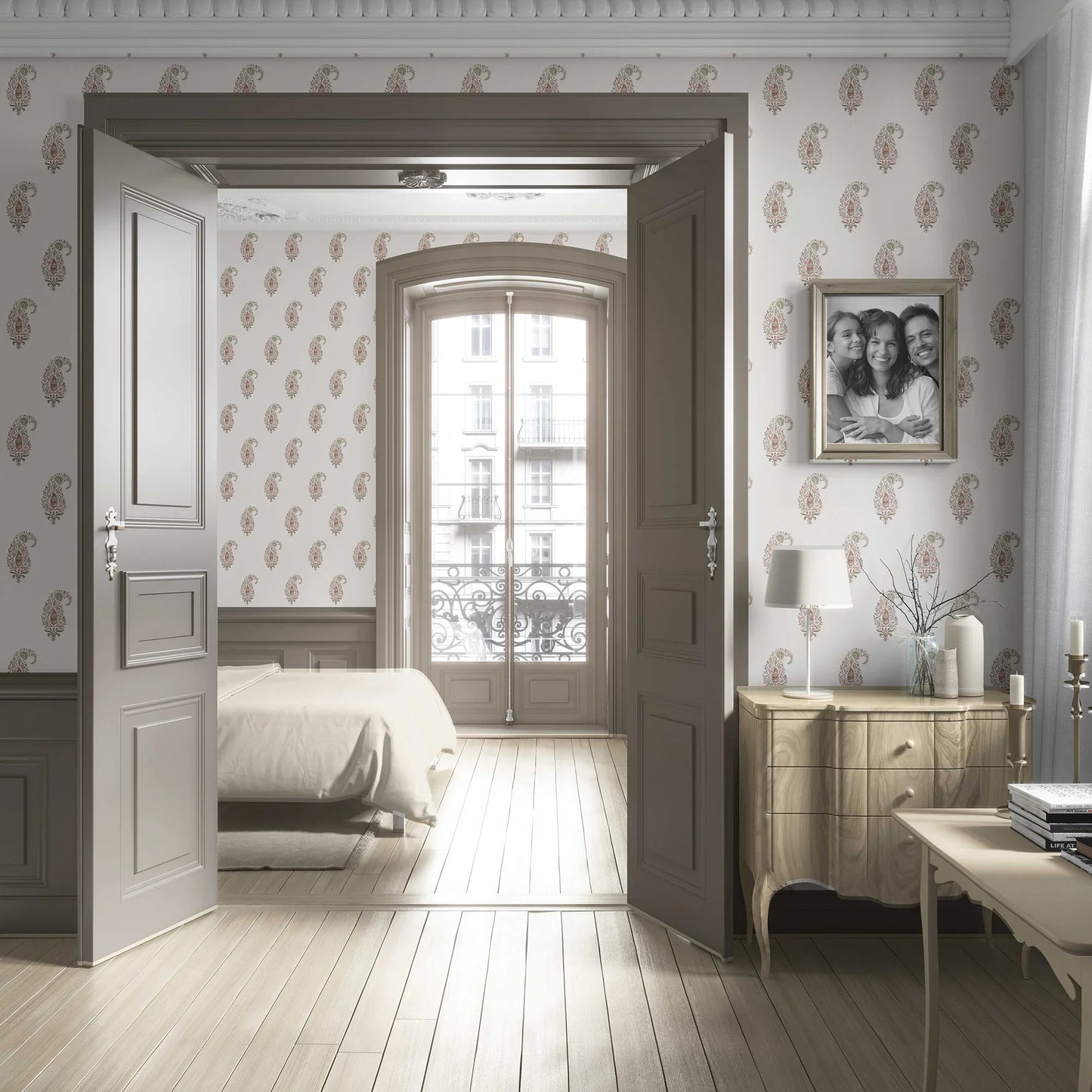 Paisley Court Wallpaper - Antique Rouge
