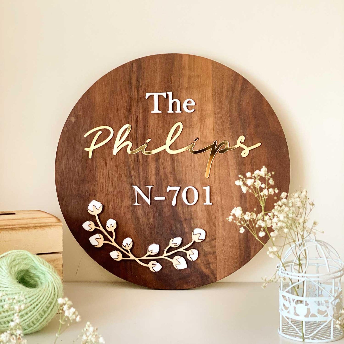 Cotton Flower Nameplate - Circle