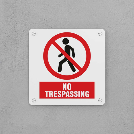 No Trespassing Sign - Housenama