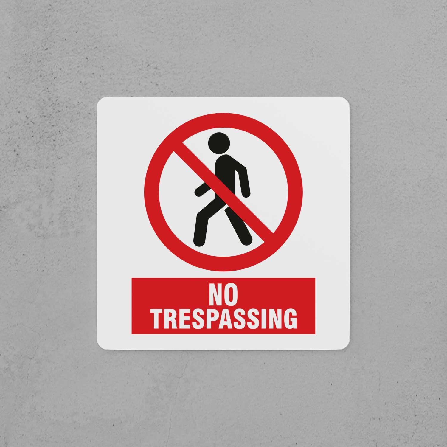 No Trespassing Sign - Housenama