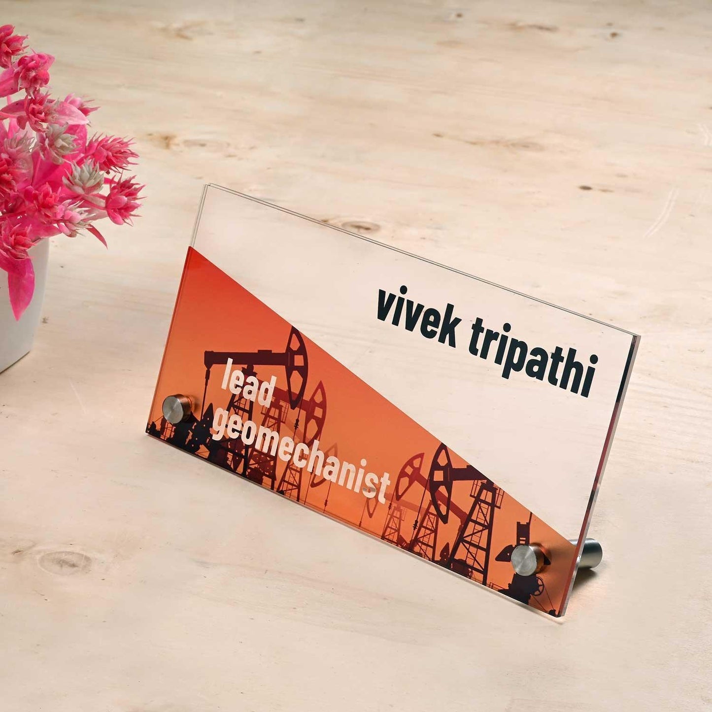 Well-oiled - Office Desk Sign for Oil & Gas Executives - Housenama