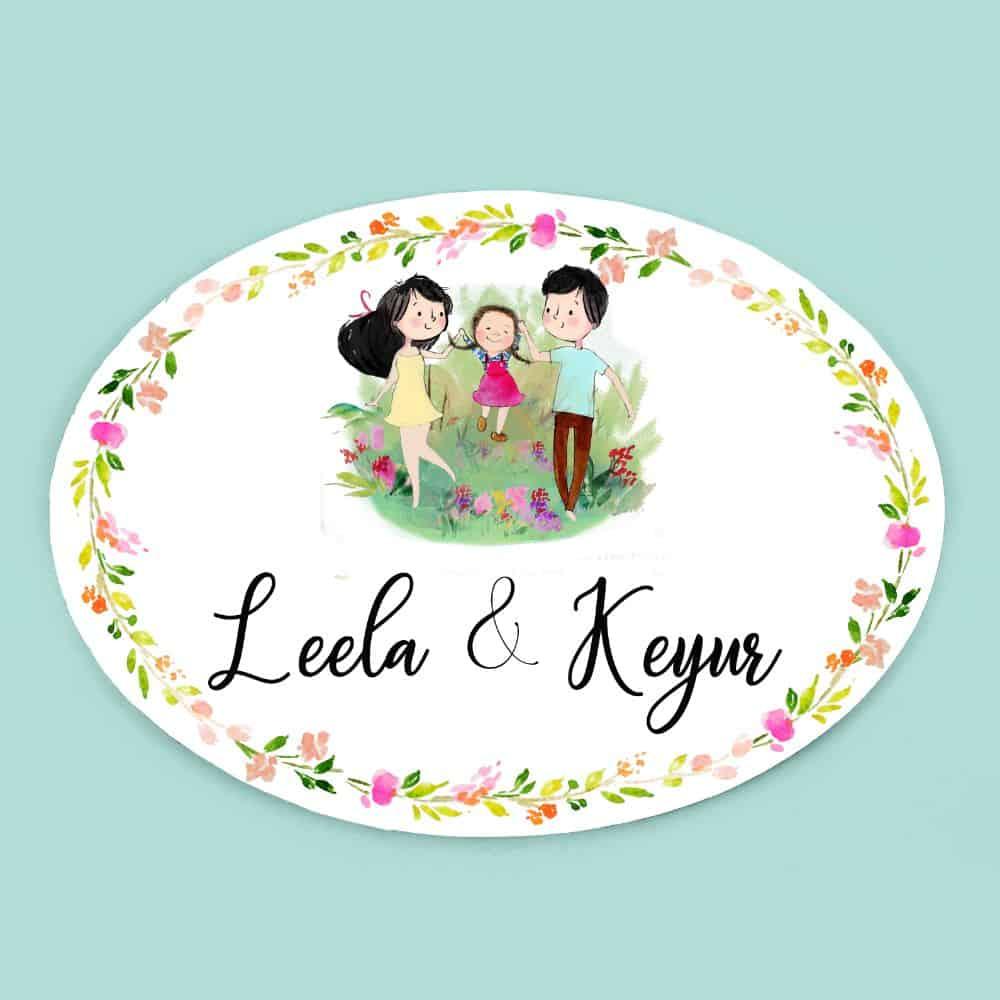 Hand-painted Customized Name Plate - Playing Family of 3 - Oval