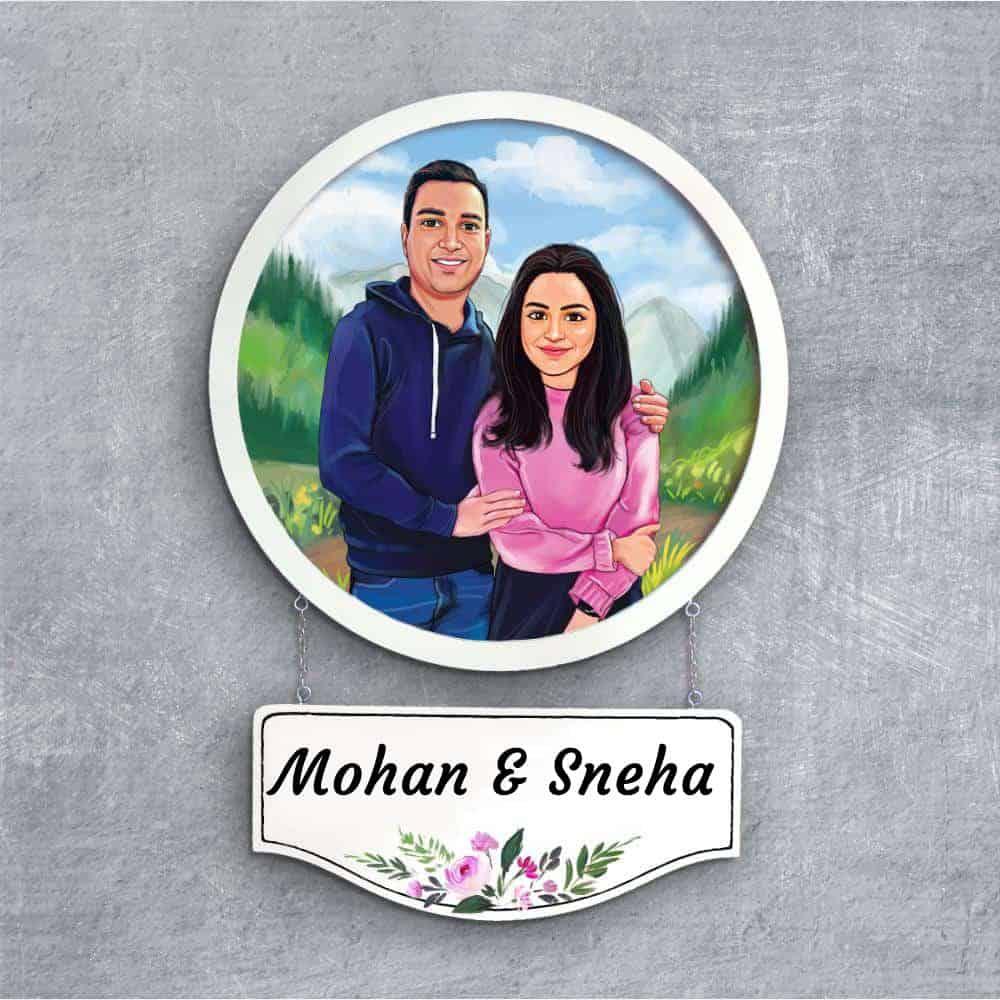 Photo Caricature Nameplate - Holiday Couple - Hill Station