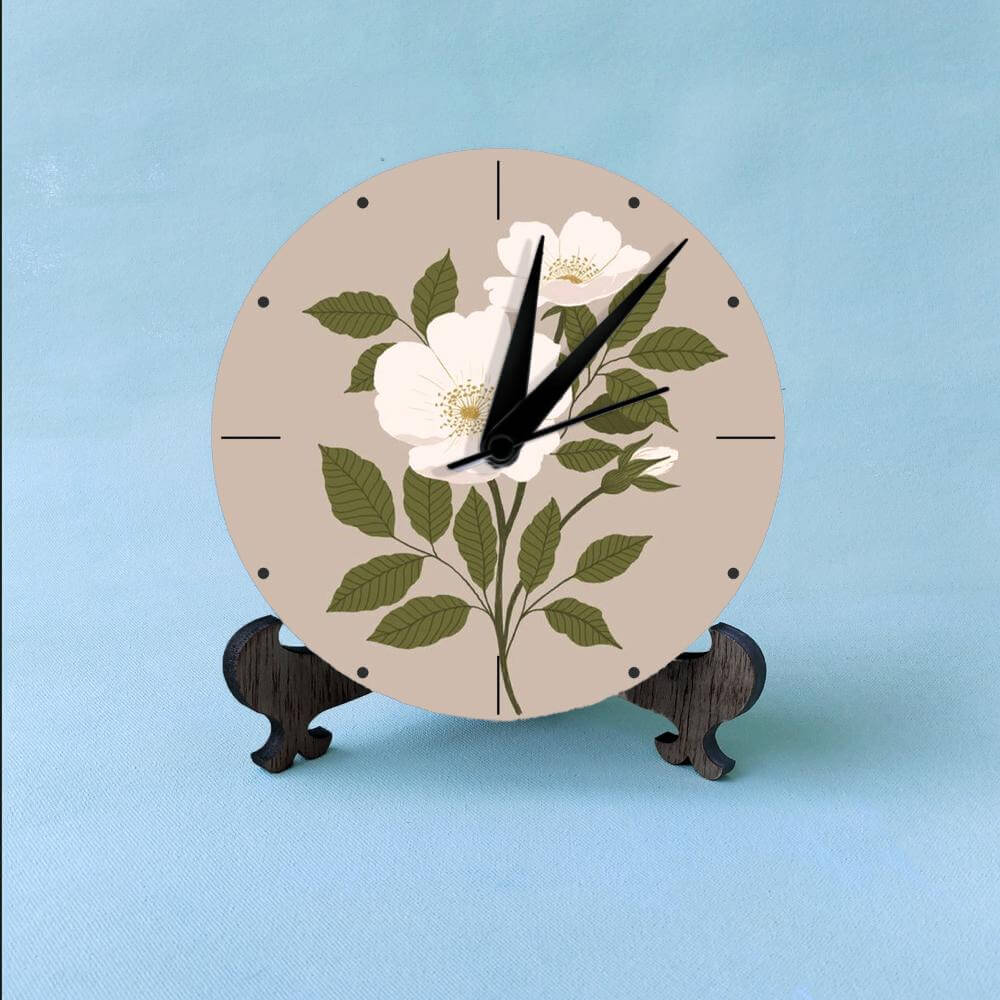 Charming White Table Clock