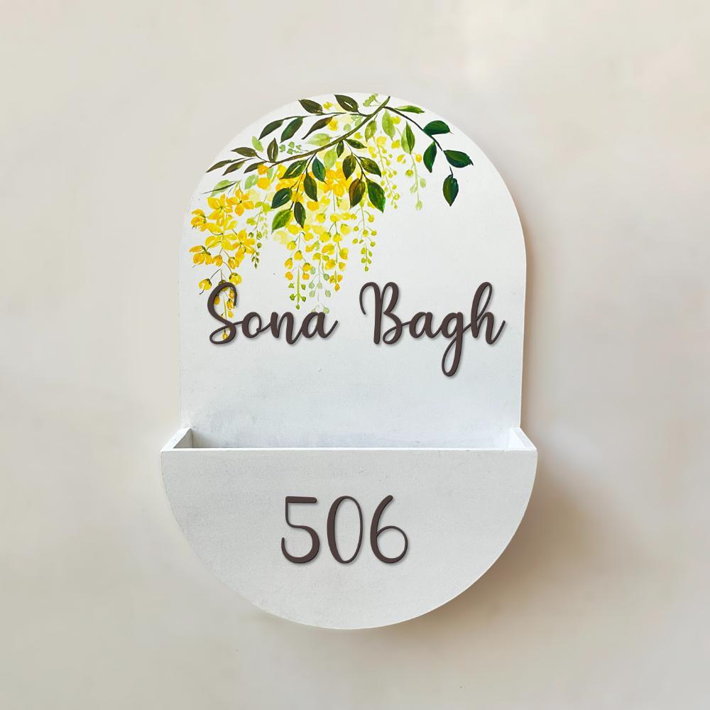 Round Planter Name Plate - Golden Shower