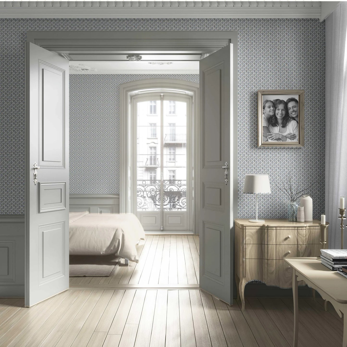 Regal Scallop Wallpaper - Ocean Crest