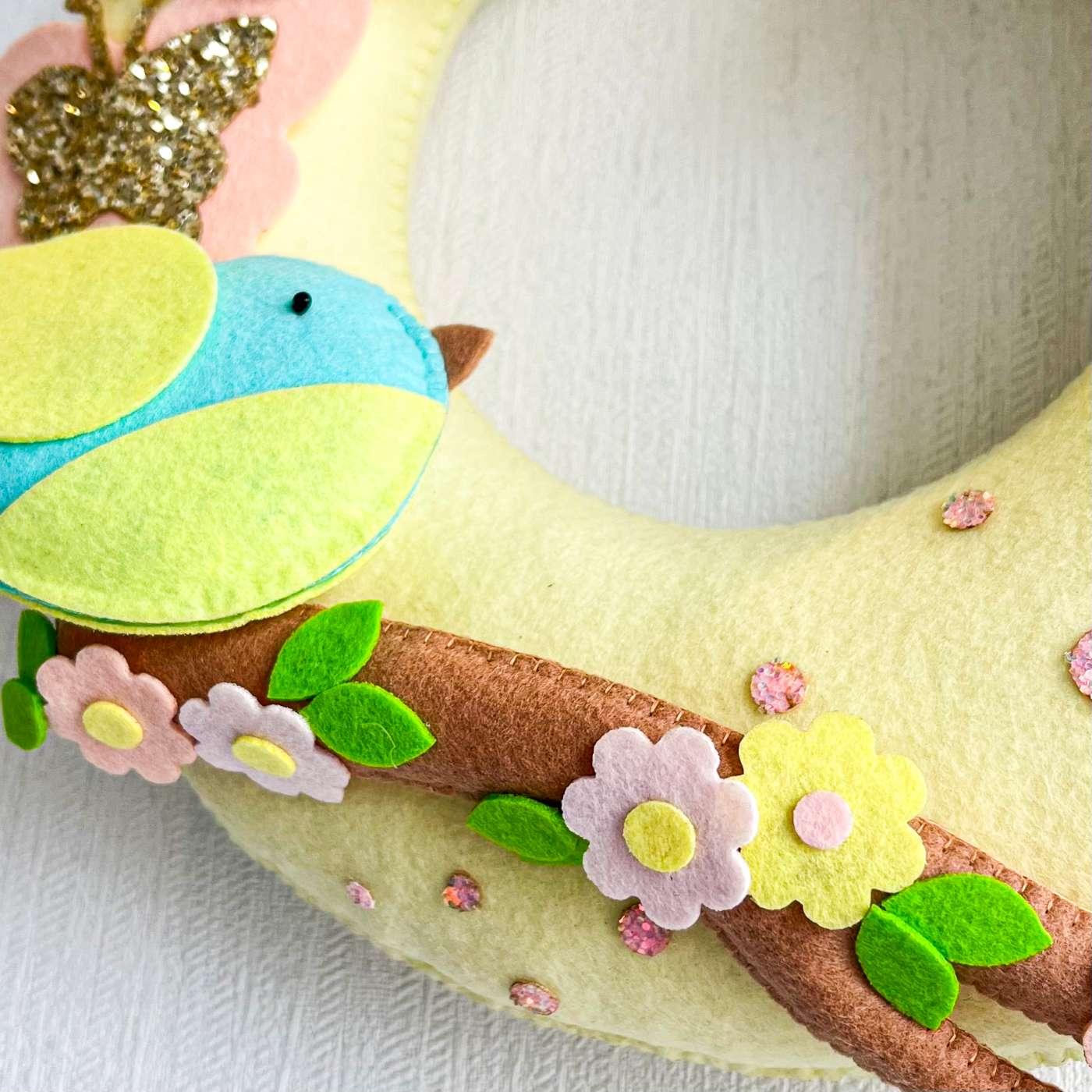 Chirping Songbird Name Hanging