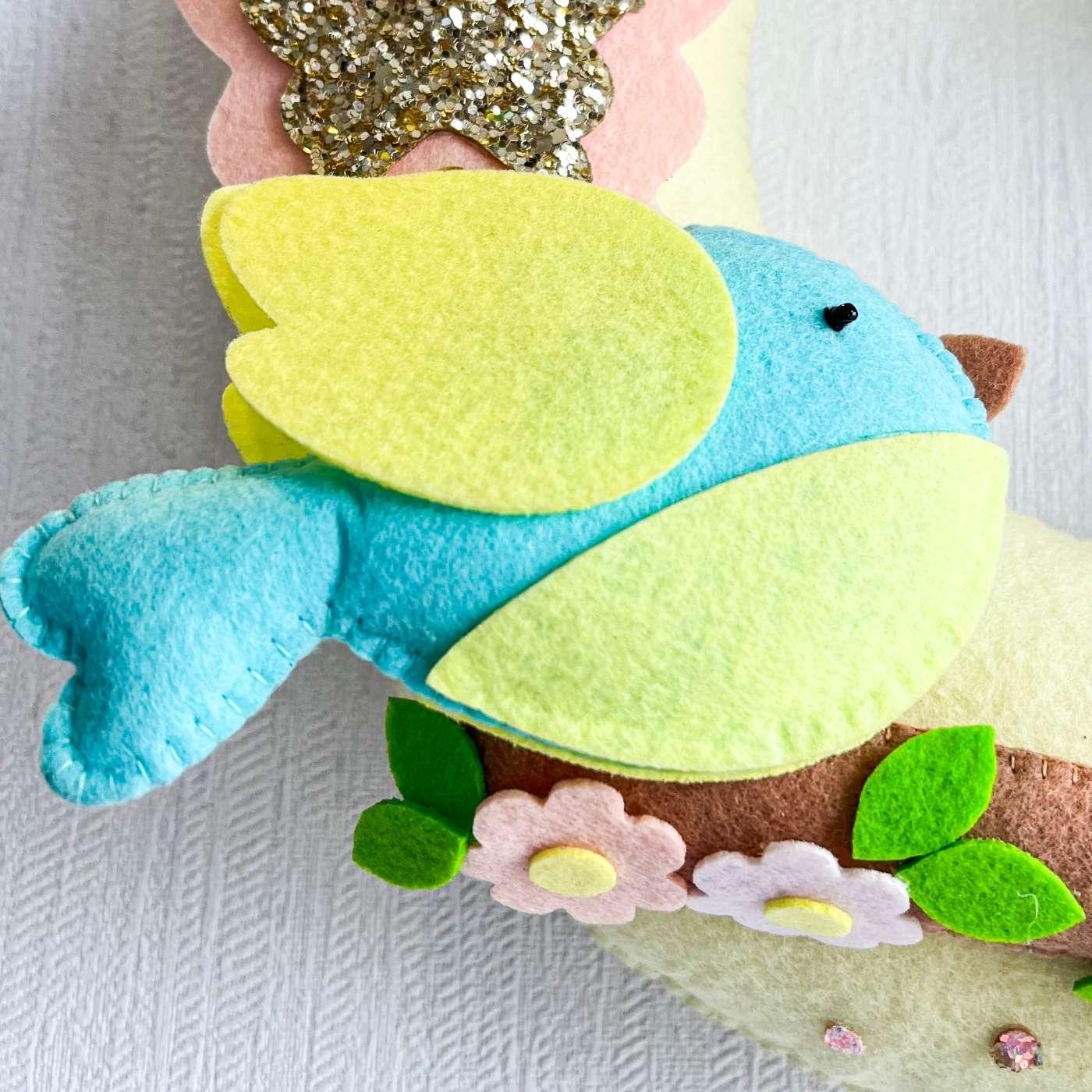 Chirping Songbird Name Hanging
