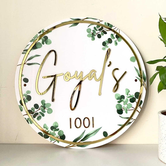 Floral White & Golden Circle Nameplate