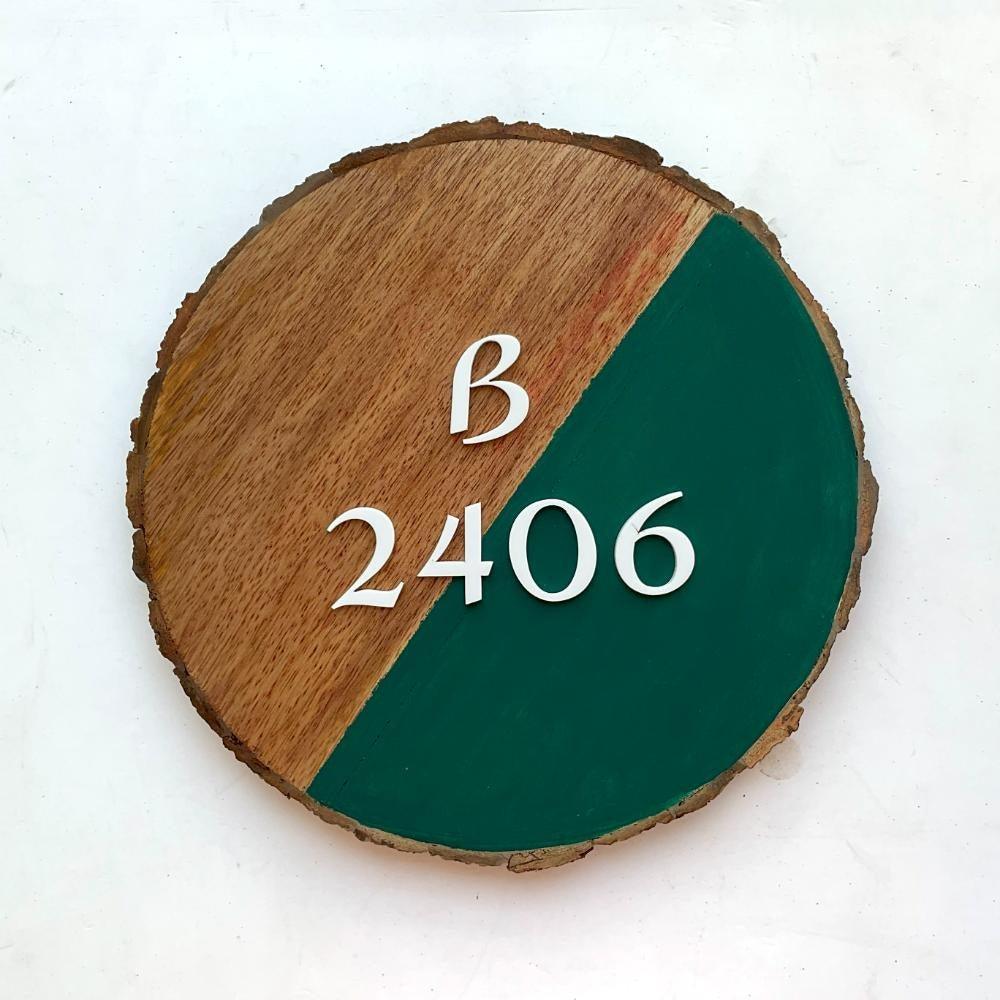 JadeOak - Modern Minimal Handcrafted Round Nameplate - Housenama