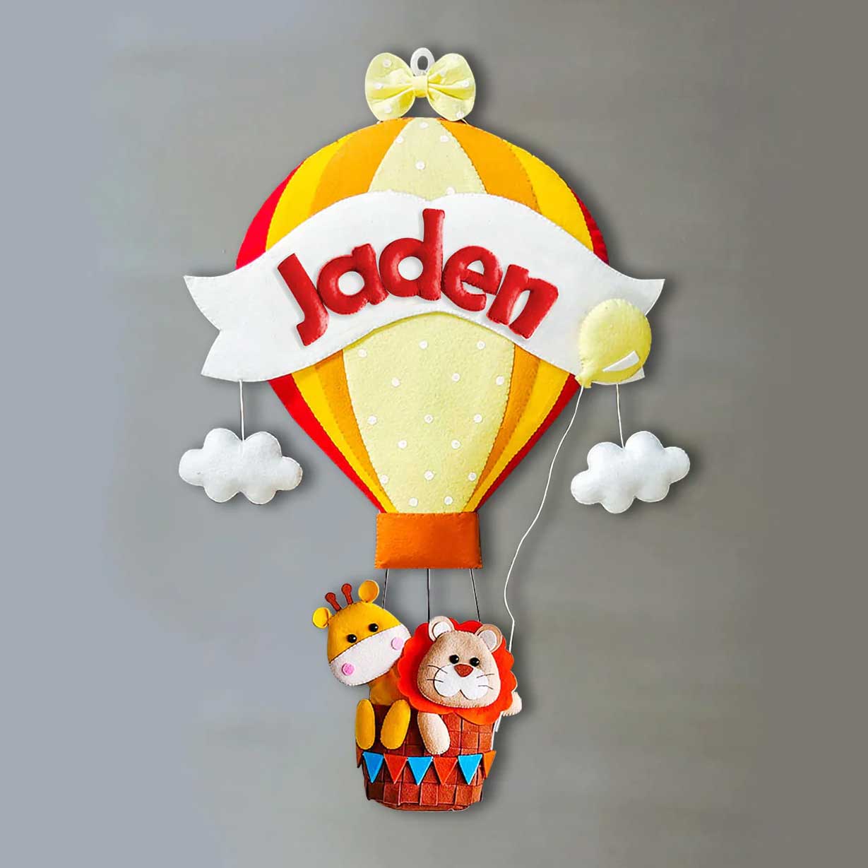 Lion & Giraffe in a Hot Air Balloon - Felt Name Plate