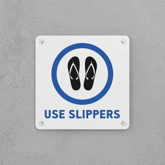 Use Slippers Sign - Housenama
